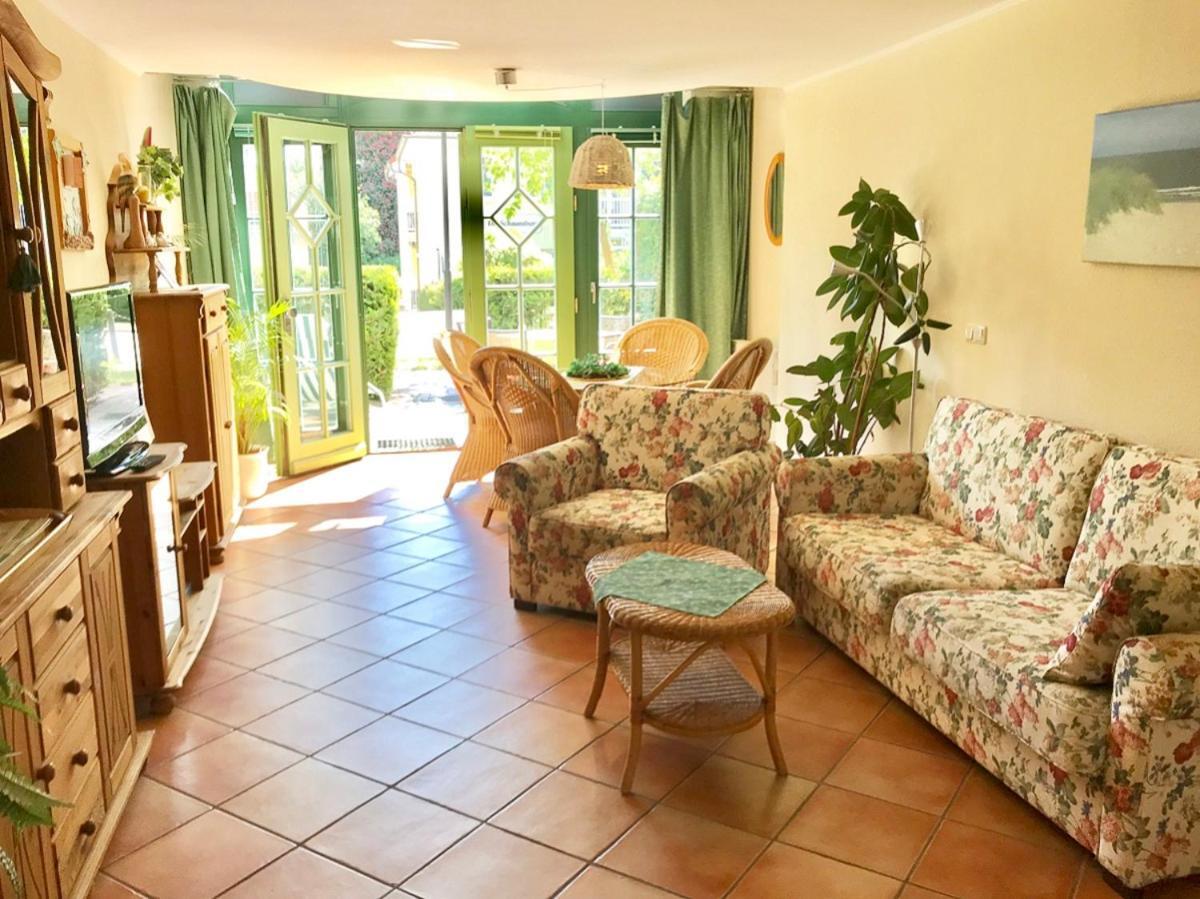Residenz Waldhaus We 4 *